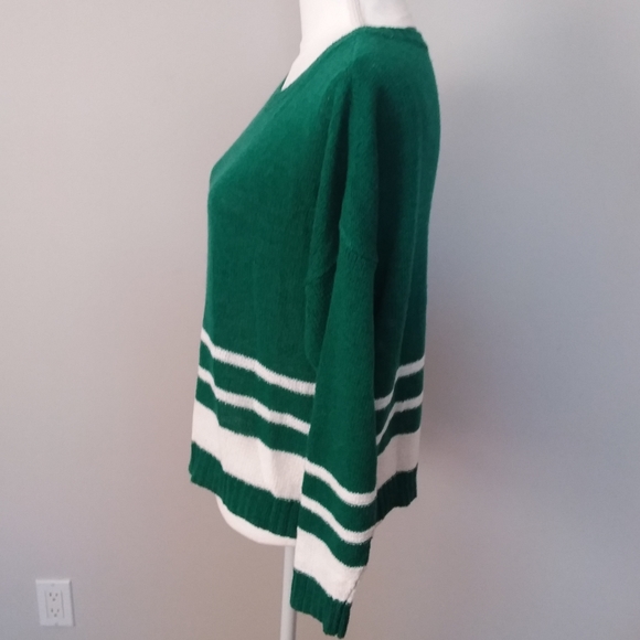 SO Green Knit Sweater with White Stripes. - Picture 6 of 11
